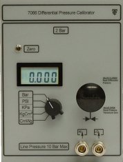 7066 Differential Pressure Calibrator